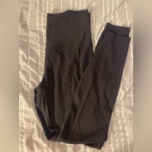 Lululemon super high rise aligns size 10. 28”